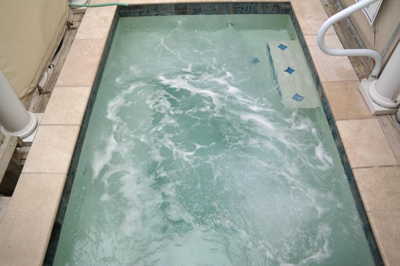 Beach Spa Bed & Breakfast Βιρτζίνια Μπιτς Εξωτερικό φωτογραφία